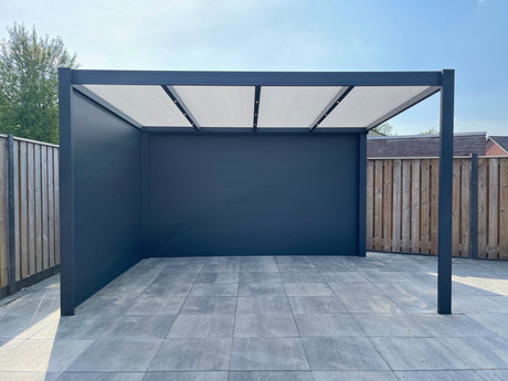 Hout vs. Aluminium: Het Dilemma van Overkappingen - Welke Past bij Jouw Stijl en Behoeften?
